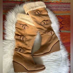 Women's Tan Wedge Boots